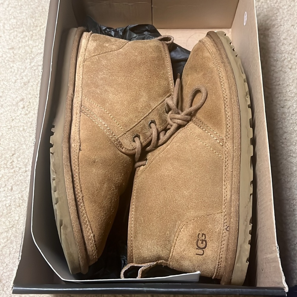 UGG for Men, Neumel, Size 8